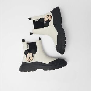 Zara Disney Mickey Mouse Ankle Boots sz 5 (9.3inches)